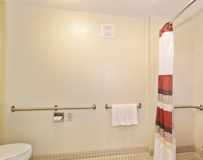 Bathroom 4, Red Roof Inn Akron, Summit