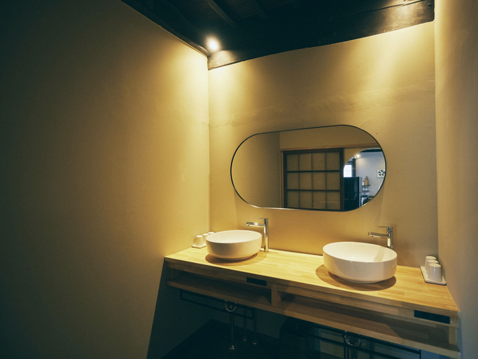 Bathroom, Kominka yado LOOF Shikinoie, Ōtsuki