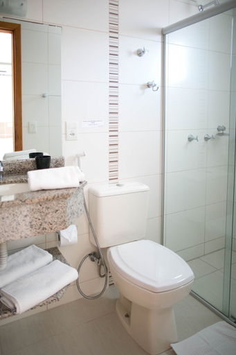 Bathroom 4, Bombinhas Praia Apart - Rua Corrupião, Bombinhas