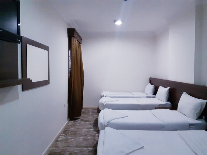 Bedroom 2, Manarat Al Eman Hotel, Makkah