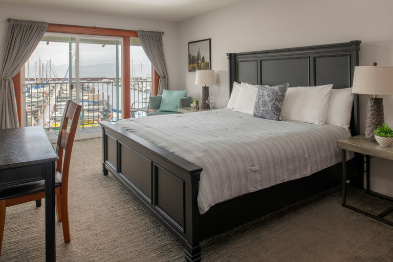 Bedroom 4, Astoria Riverwalk Inn, Clatsop