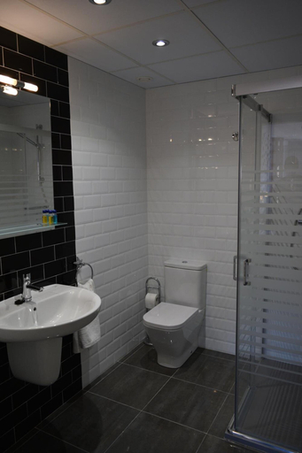 Bathroom 3, Siskets Hotel & Restaurante, Huesca