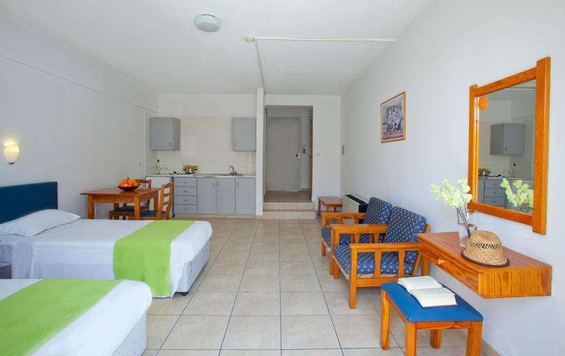 Bedroom 2, Paloma Hotel Apartments