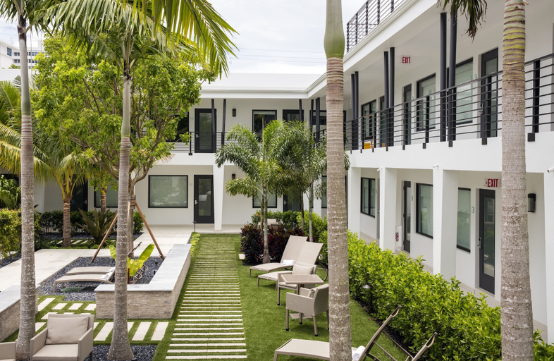 Exterior & Views 2, Elita Hotel, Broward