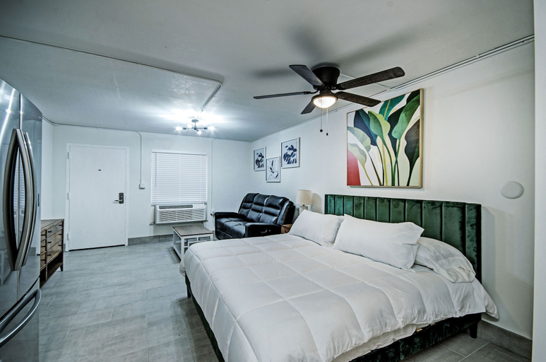Bedroom 3, The Admiral Apartments, Hinds