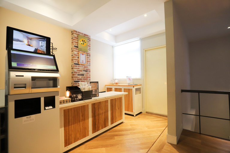 Others 4, Slow Town Hotel - Reel, Taipei City