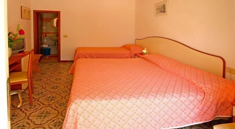 Bedroom 3, Hotel Park Calitto, Napoli