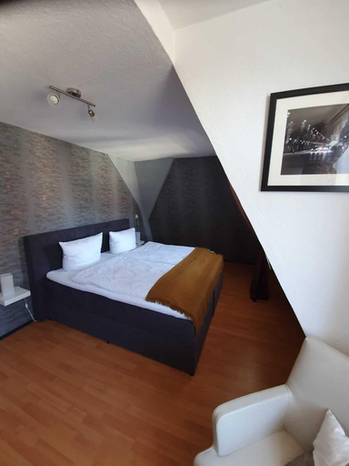 Bedroom 2, Alte Schlosskurve, Waldeck-Frankenberg