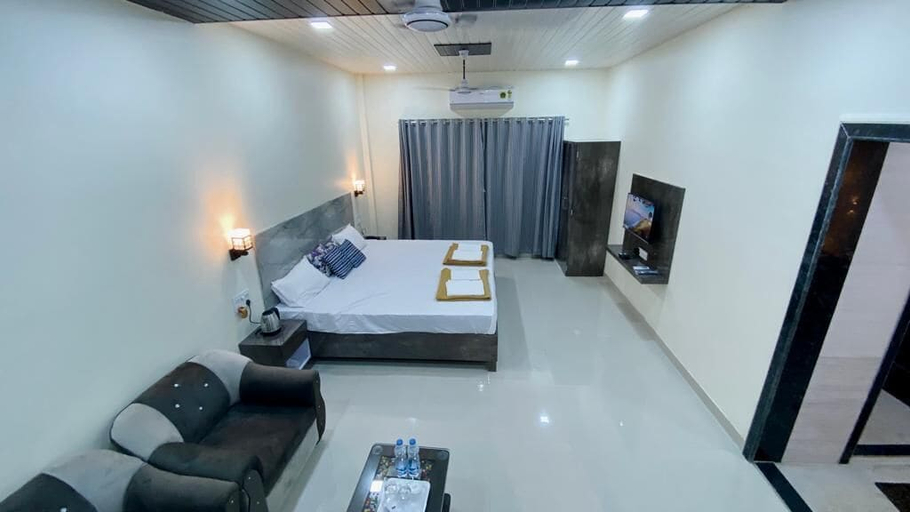 Bedroom 4, Ashoka Lawns and Resort, Raigarh