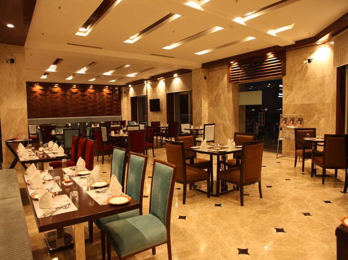 Food & Drinks 5, The Lal Vilas Hotel & Resort, Alwar