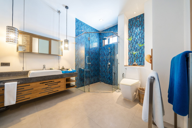 Bathroom 5, Saikaew Beach Resort, Muang Rayong