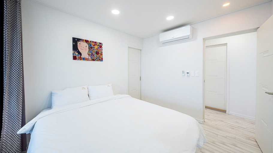 Bedroom 2, Present Poolvilla, Pohang
