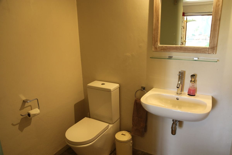 Bathroom 3, Wildebeest Eco Camp, Langata