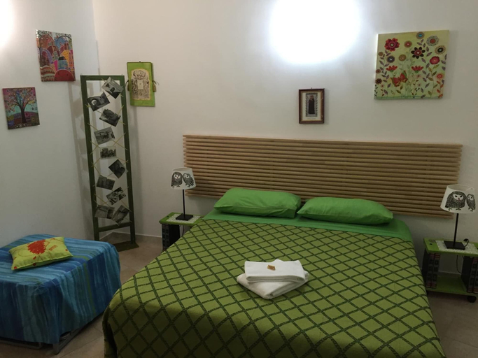 Bedroom 2, B&B Castello, Crotone