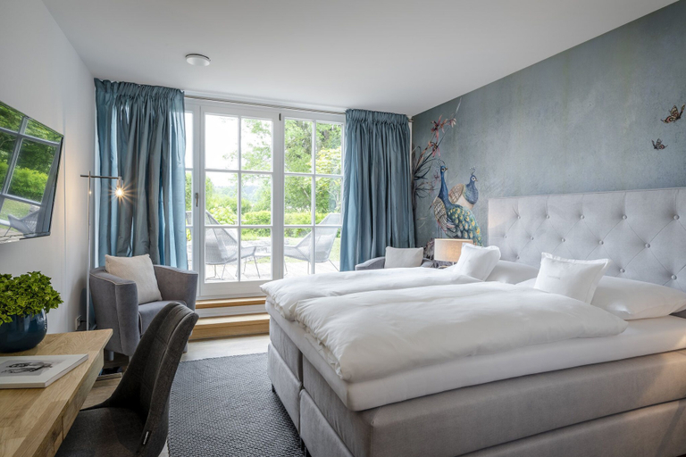 Bedroom 3, Boutique Hotel Relais Chalet Wilhelmy, Miesbach