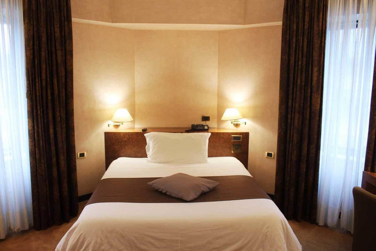 Bedroom 3, Hotel De La Ville Avellino, Avellino