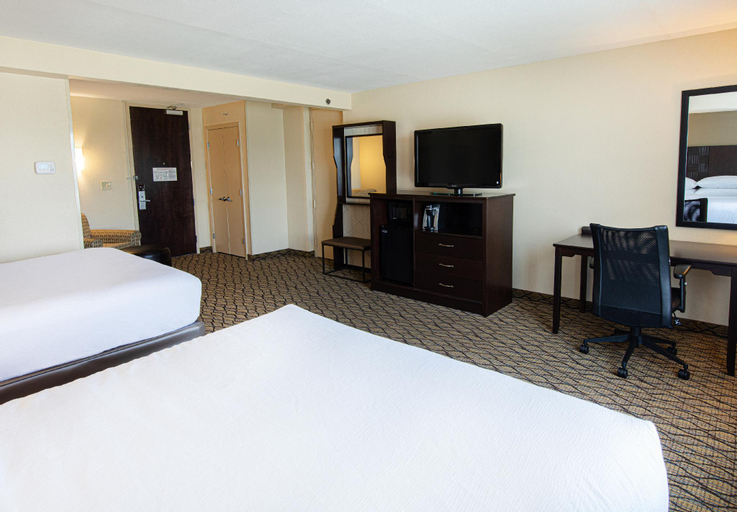 Bedroom 3, Holiday Inn Airport West Earth City By IHG, Saint Louis
