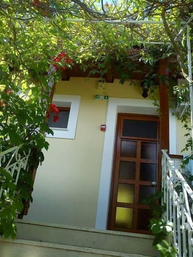 Exterior & Views 2, Sofos Apartments, Ionian Islands