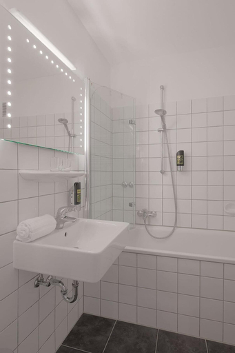 Bedroom 4, Beethoven Hotel Dreesen - furnished by BoConcept, Bonn