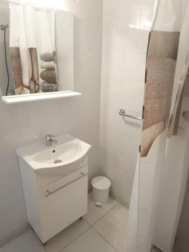 Bathroom, Hôtel San Pieru, Corse-du-Sud