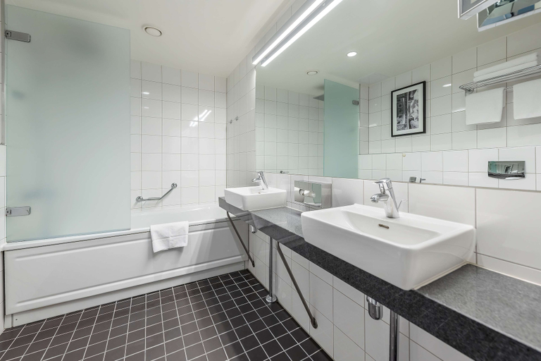 Bathroom 3, Radisson Hotel Kaunas, Kauno
