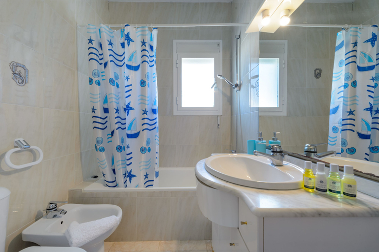 Bathroom 3, Villa Can Prats, Baleares
