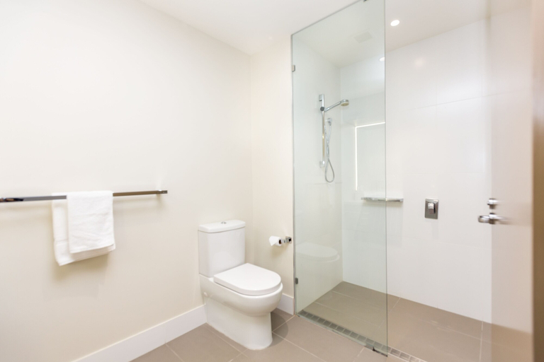 Bathroom 3, Alexandra Hills Hotel Suites, Alexandra Hills