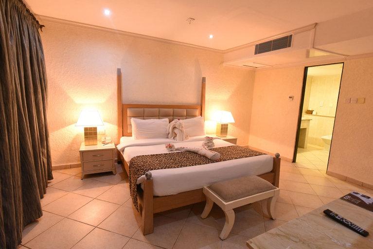 Bedroom 4, Diani Reef Beach Resort & Spa - Your Beachfront Bliss Awaits, Msambweni