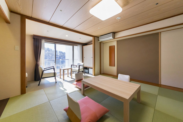 Bedroom 3, Tateshina Grand Hotel Takinoyu, Chino