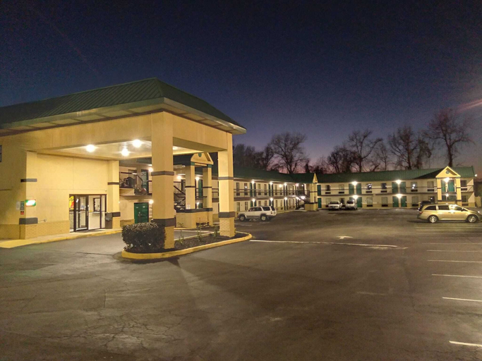 Exterior & Views 2, Super 8 by Wyndham Columbia, Richland