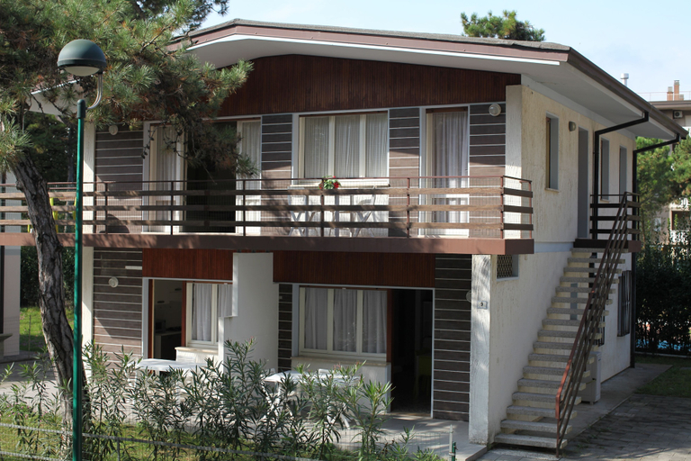 Others 5, Villa Morello, Udine