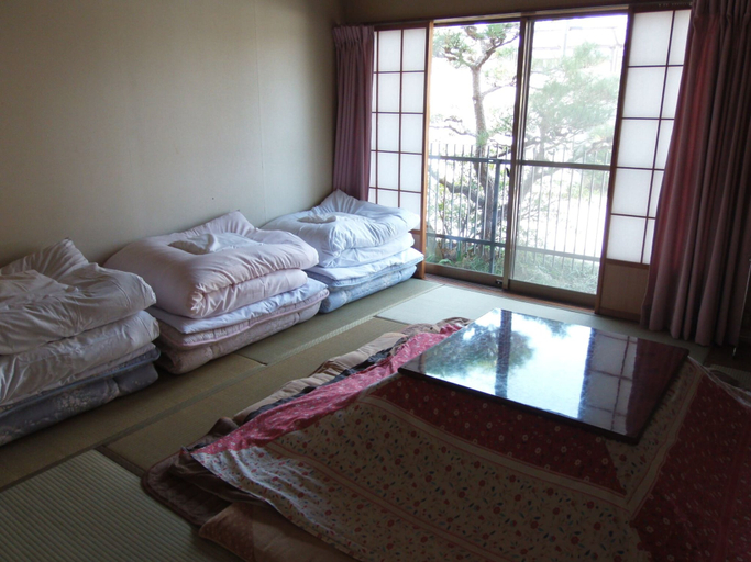 Bedroom 4, Nunobikikannon Onsen, Tōmi