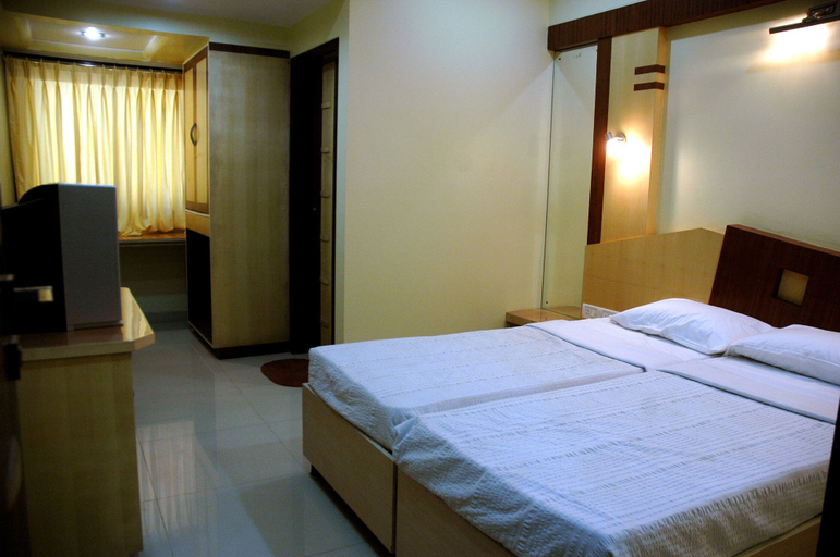 Bedroom 2, Hotel Three Star Pvt Ltd, Raigarh