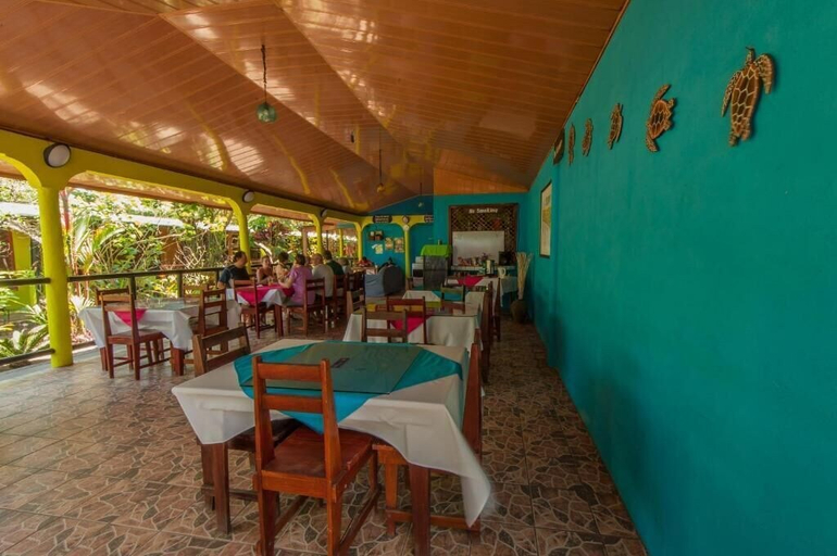 Food & Drinks 5, Hotel El Icaco Tortuguero, Pococí