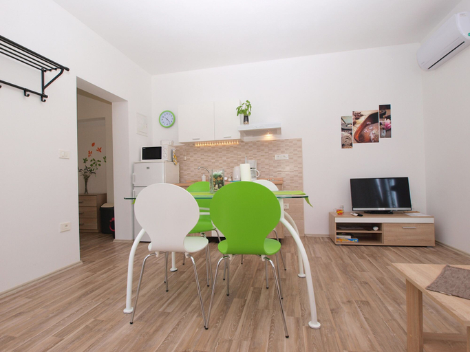 Others 4, Apartment 1403, Vodnjan