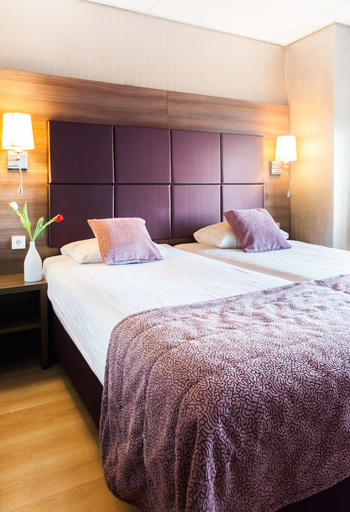 Bedroom 3, Hotel Victorie, Amsterdam