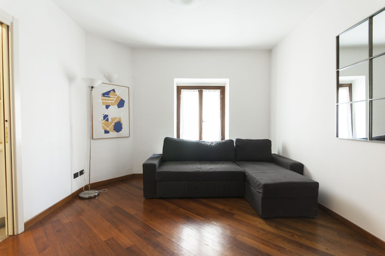 Living area 2, Hidden Retreat near Duomo, Milano