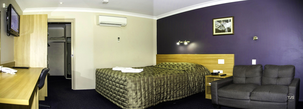 Sun Palms Motel, Rockhampton