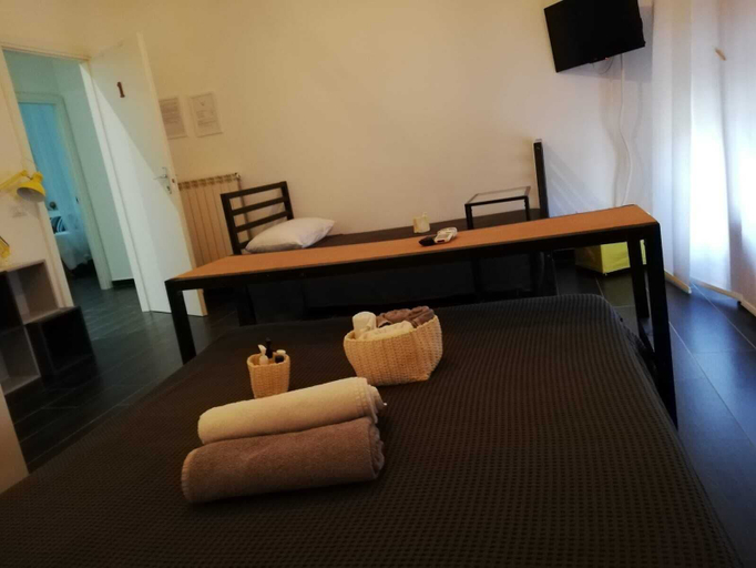 Bedroom 4, Bed and breakfast Style, Rome