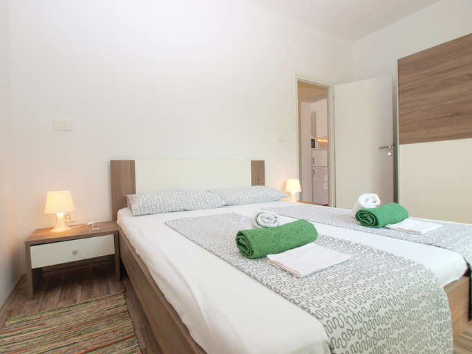 Bedroom 2, Apartment 1403, Vodnjan