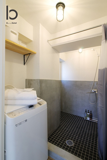 Bathroom 3, Isbld 201, Hiroshima