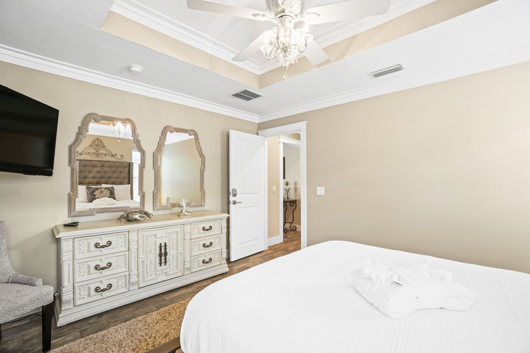 Bedroom 3, Beach House - Paradise on Palm By PHG, Bay