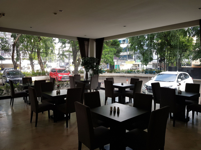 Food & Drinks 5, N3 Hotel Zainul Arifin, Jakarta Pusat