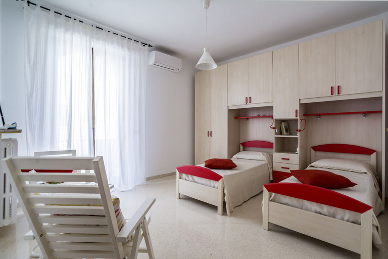 Bedroom 2, Appartamenti Albero di Giada, Bari