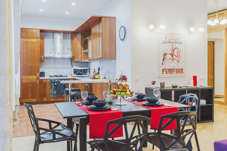 Food & Drinks, GM Apartment Arbat 49, Central