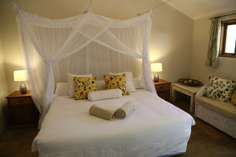 Bedroom 2, Wildebeest Eco Camp, Langata
