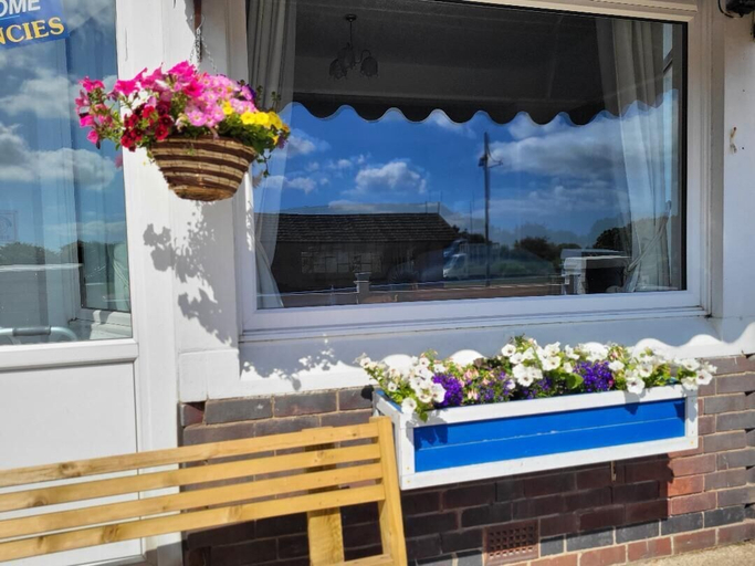 Exterior & Views 2, North Parade Seafront Accommodation, Lincolnshire