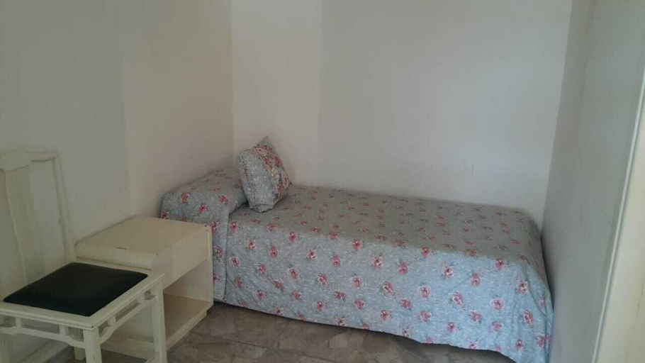 Bedroom 3, Dpto 6 personas FRENTE AL MAR-, n.a351