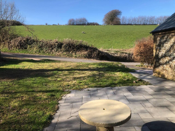 Others 3, 1 Bed Cottage - Sleeps 2 - Parking - Wifi, Somerset