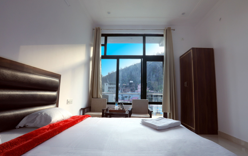 Bedroom 1, Hotel Tapovan Cottage , Garhwal